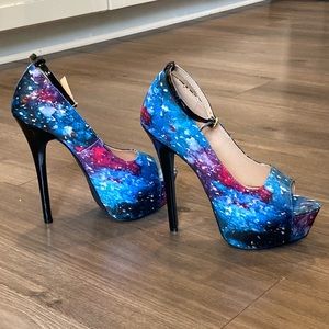 Shoedazzle galaxy open-toed platform heels